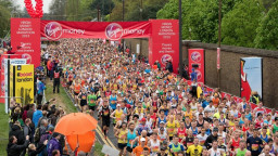 People running the London Marathon